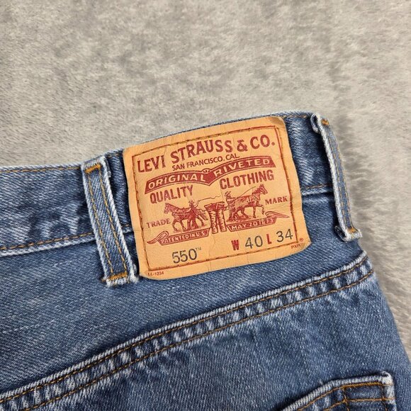 Levis 550 Jeans Mens 40X34 Blue Relaxed Fit 100% Cotton Denim Distressed - Picture 10 of 16